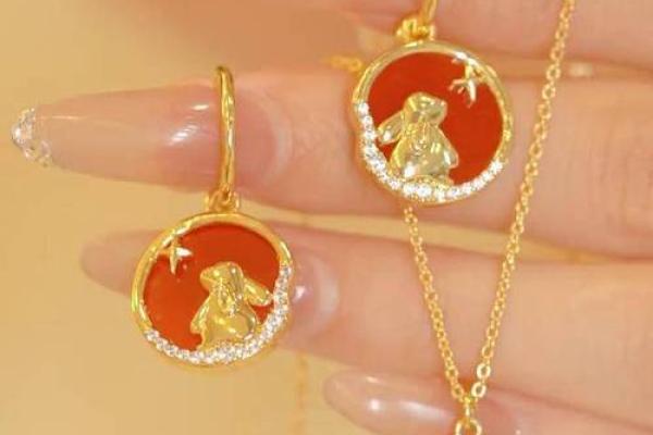 2025属兔佩戴饰物 2025年属兔人必戴饰物指南提升运势与吉祥 2025属兔佩戴饰物 2025年属兔人必戴饰物指南提升运势与吉祥