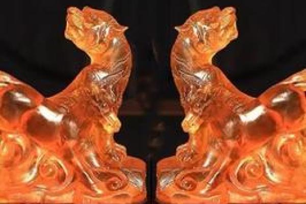 属狗人带什么饰品最旺财运2024年招财必备指南 属狗人带什么饰品最旺财运2024年招财必备指南